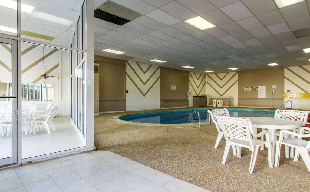 Econo Lodge Wickliffe - Cleveland East
