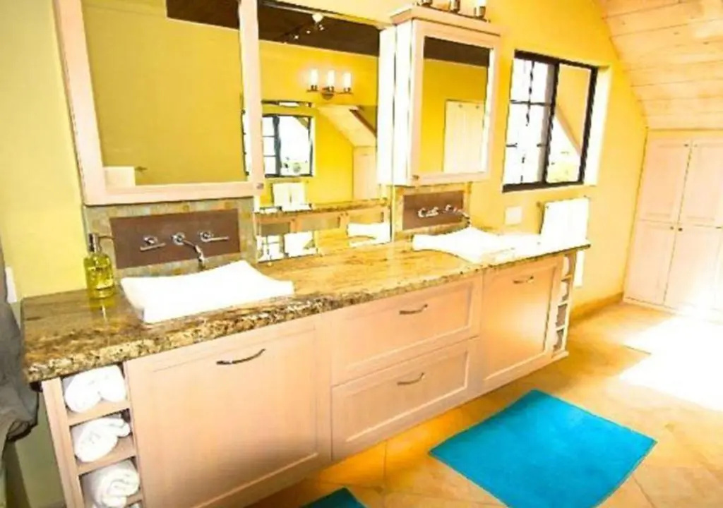 Lg BEACH Home, POOL, Hot Tub, Close to Beaches & Downtown El Segundo Beach