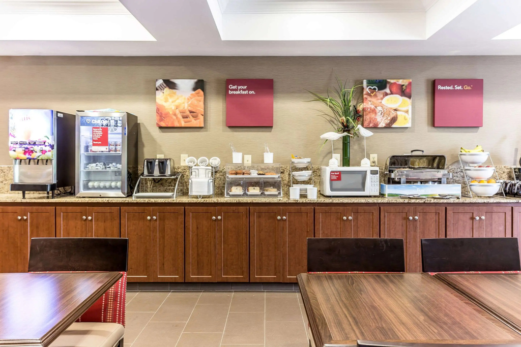 Comfort Suites Myrtle Beach Central