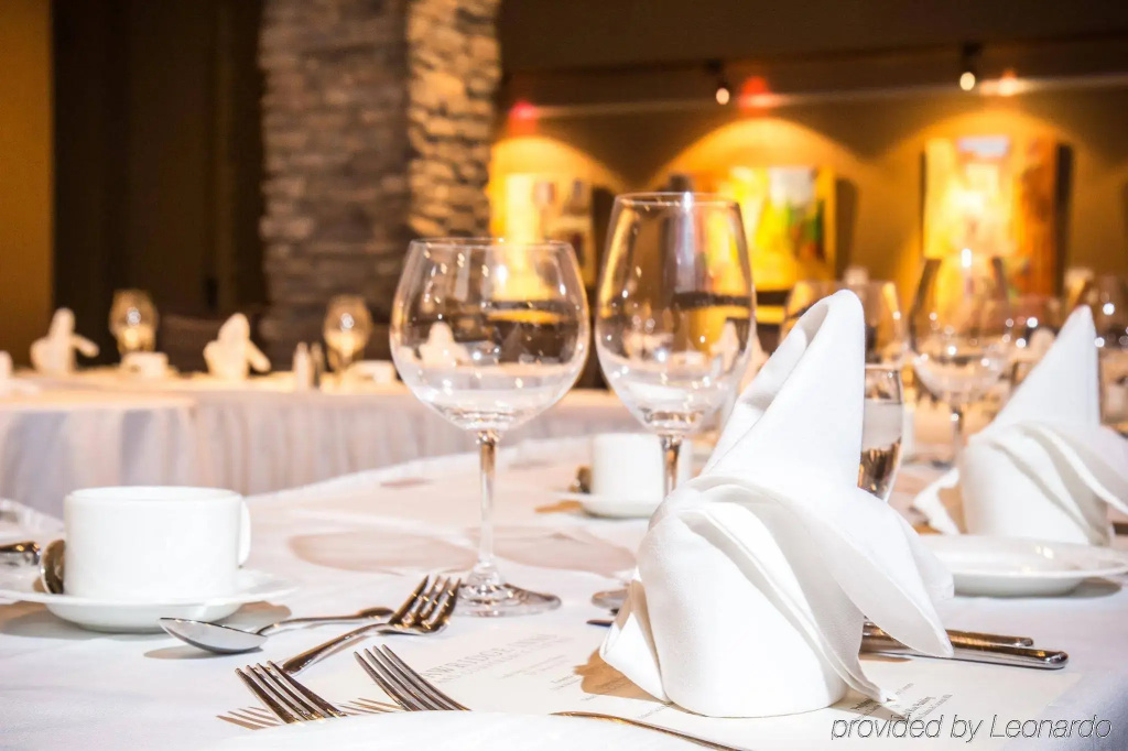 Sawridge Inn and Conference Centre Edmonton South
