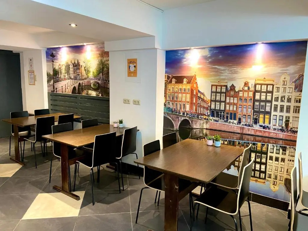 Xplore Hostel Amsterdam