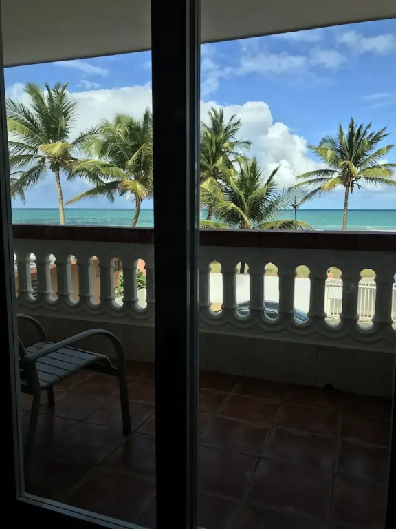 Luquillo Sunrise Beach Inn