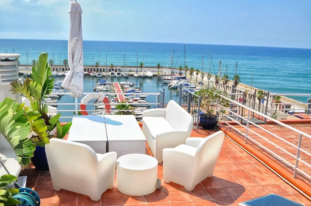 Hello Apartments Sitges Aiguadolç