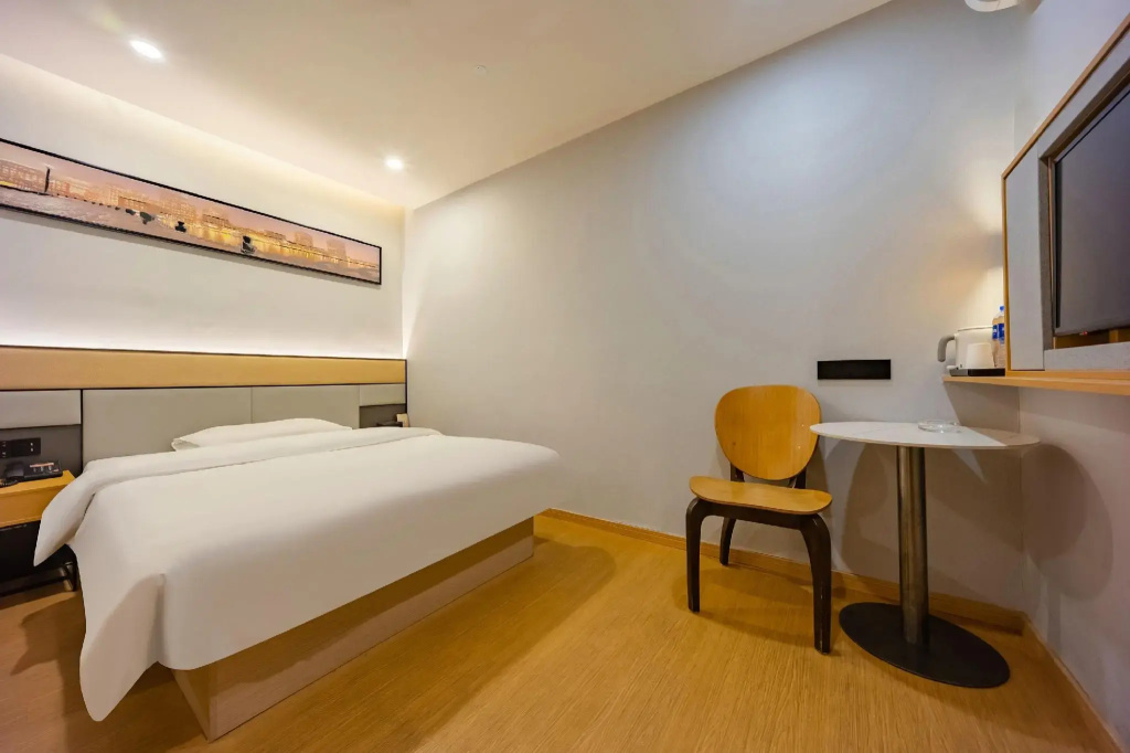 7 Days Inn Ningguo Ningcheng North Road Walkway Branch