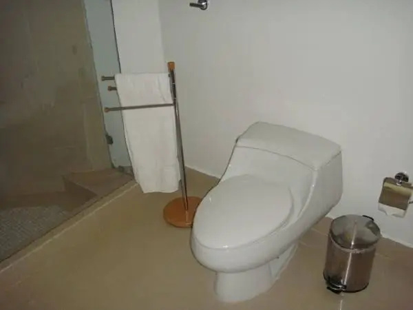 Garden Delight Two-bedroom Condo - Pri 8504