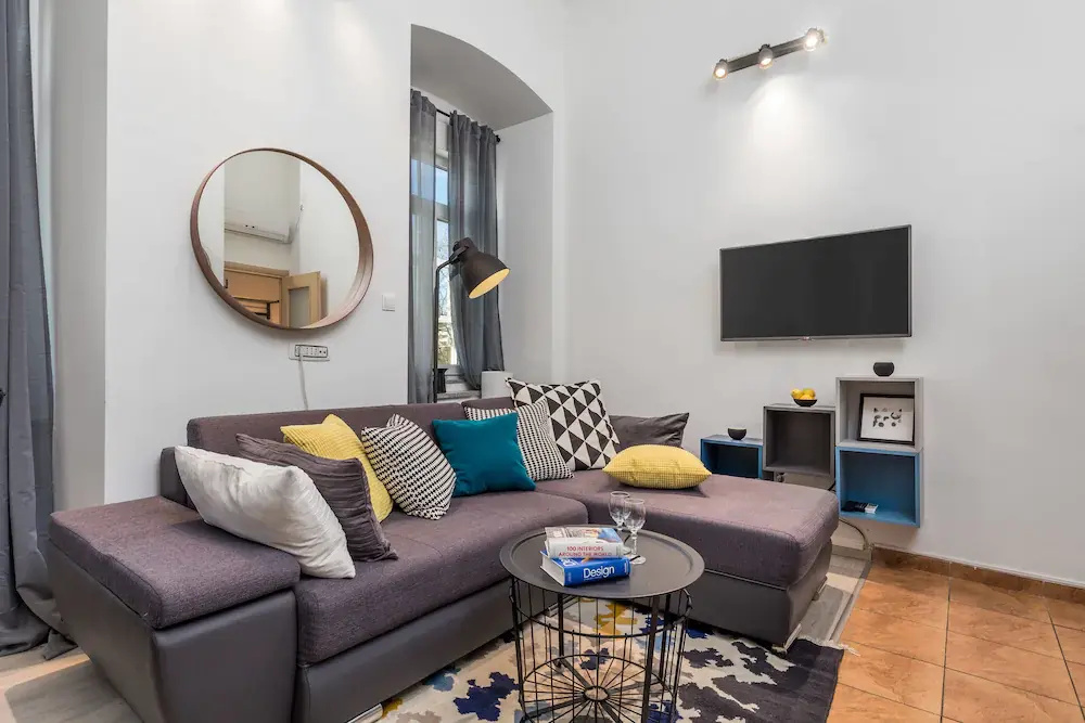 Molo Longo apartments