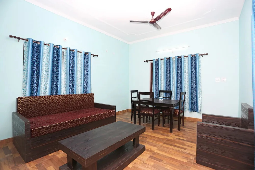 OYO 10855 Home 1BHK Villa Bhimtal