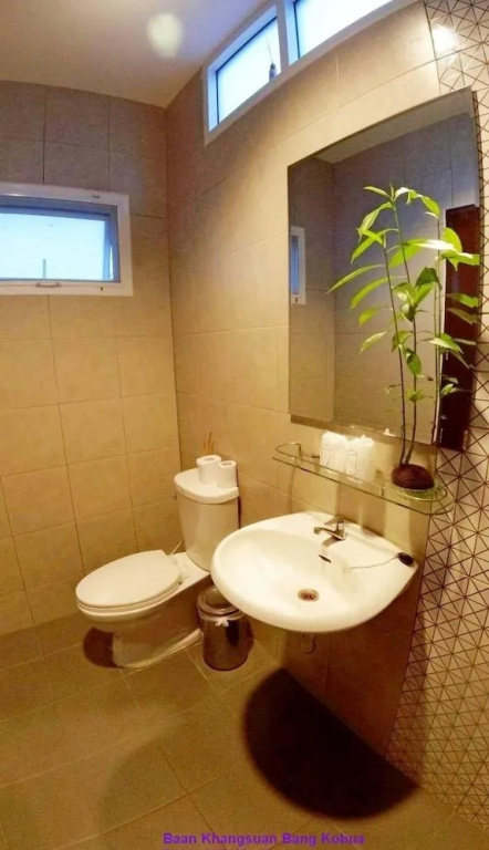 Baan Glangsuan Bang Kobua