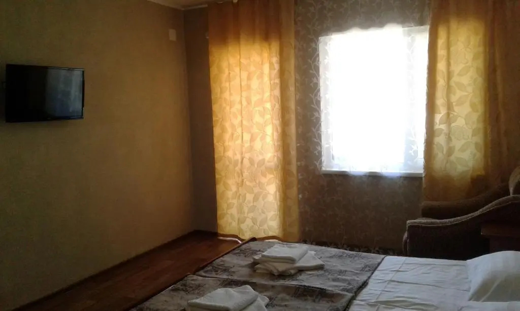 Амра
