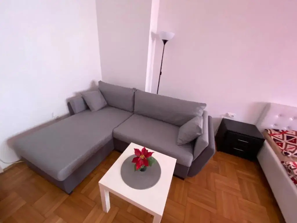 Monolit VIP