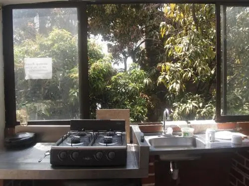Hostal Casa Amarilla - Hostel