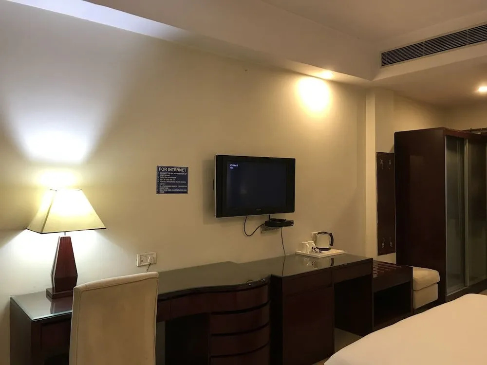 Delite Sarovar Portico Faridabad