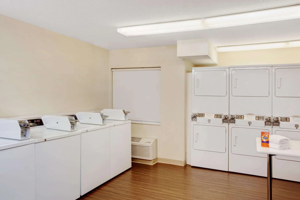MainStay Suites Chicago Schaumburg
