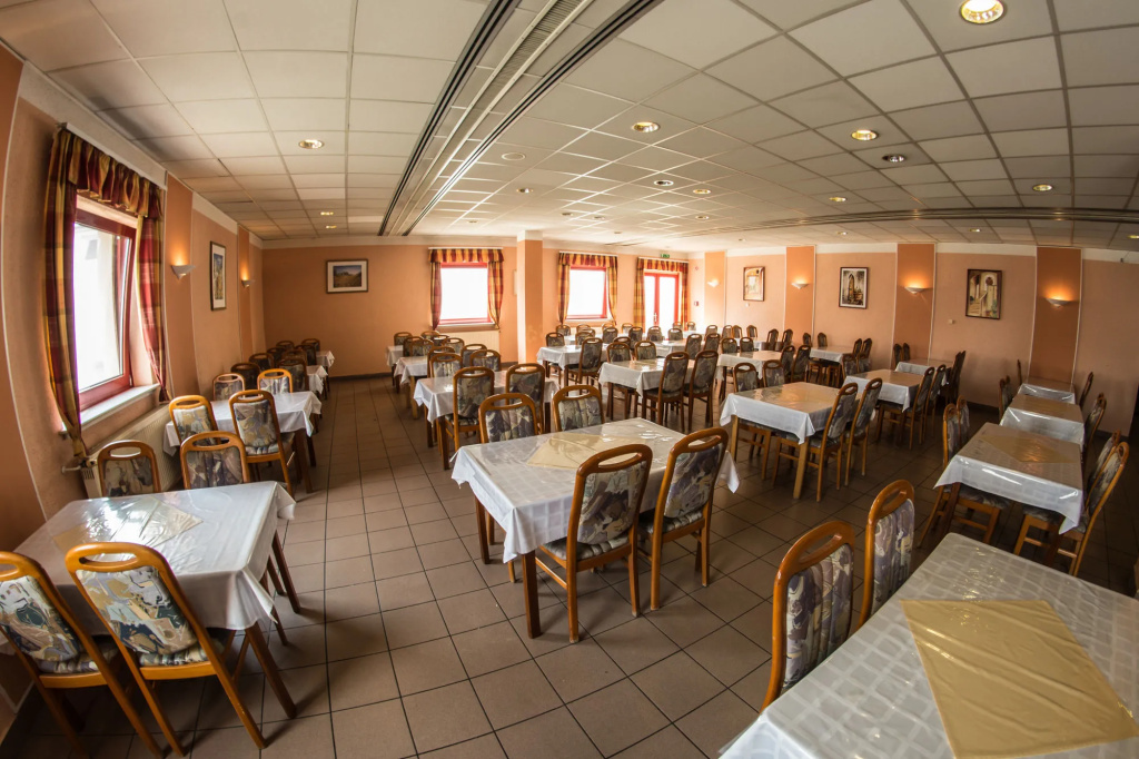 Homoky Hotels Bestline Hotel