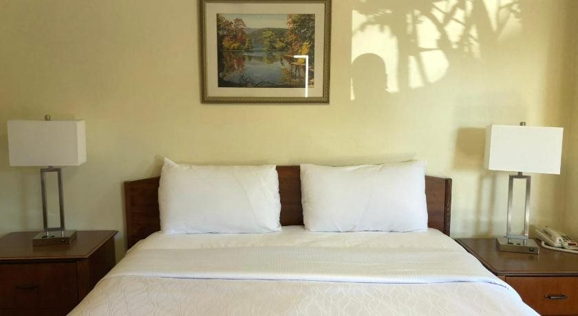Monticello Motel