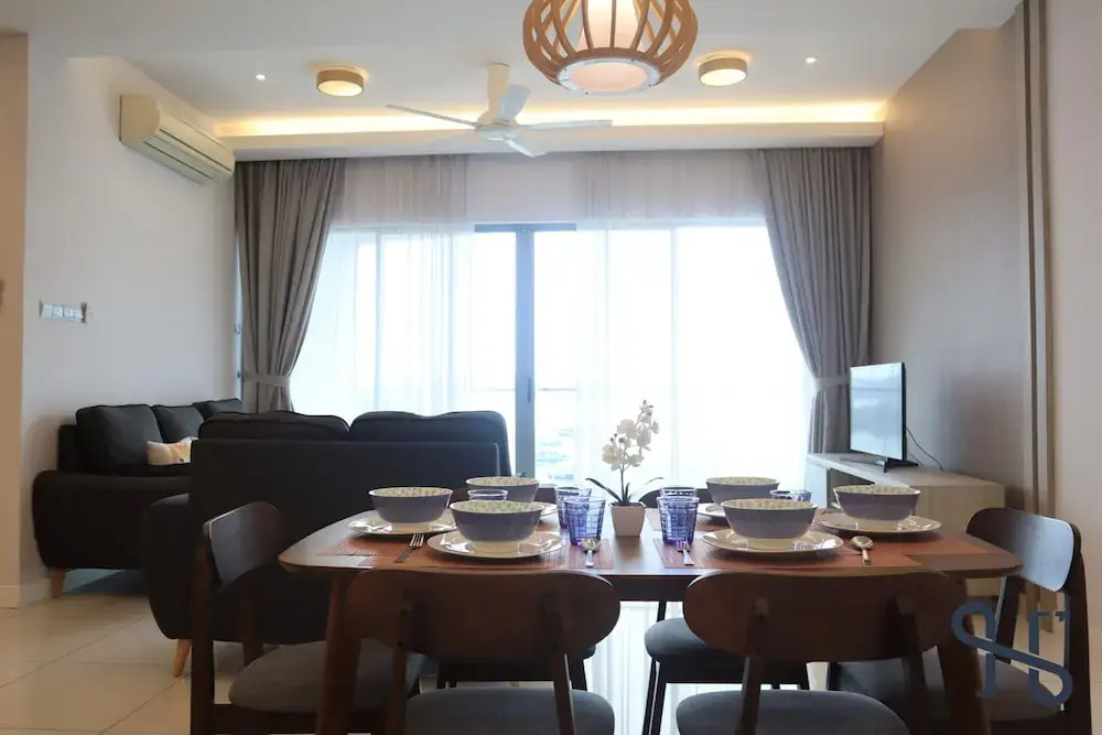 Homi Breeze at Sutera Avenue 和逸微风