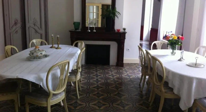 La Maison Quarante