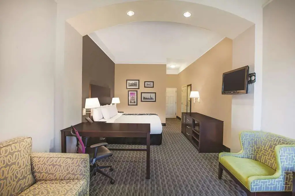 La Quinta Inn And Suites Beaumont West