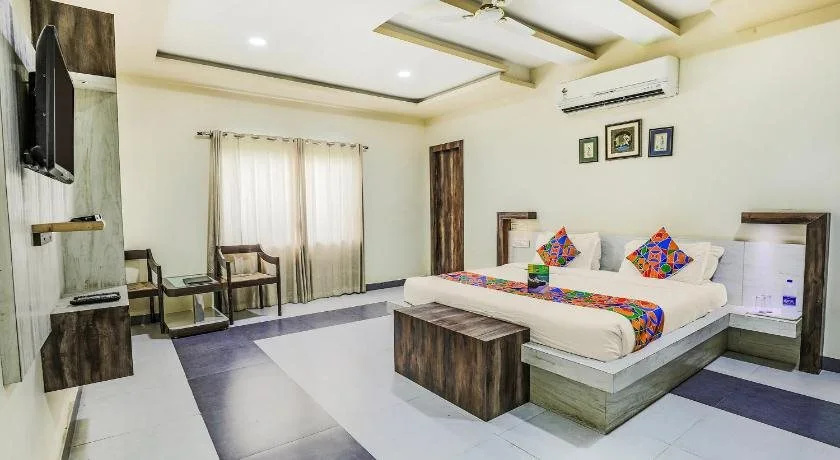Collection O 9204 Hotel Anant Palace