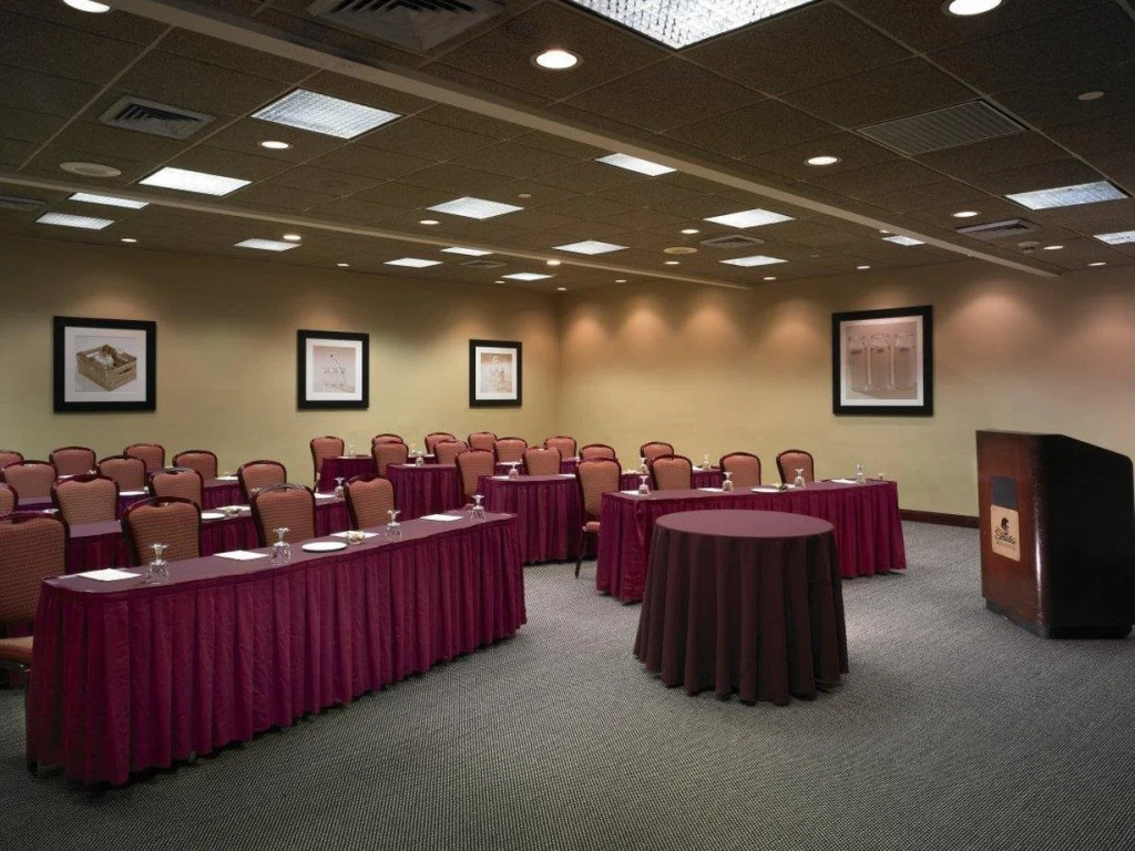 Miami Lakes Hotel