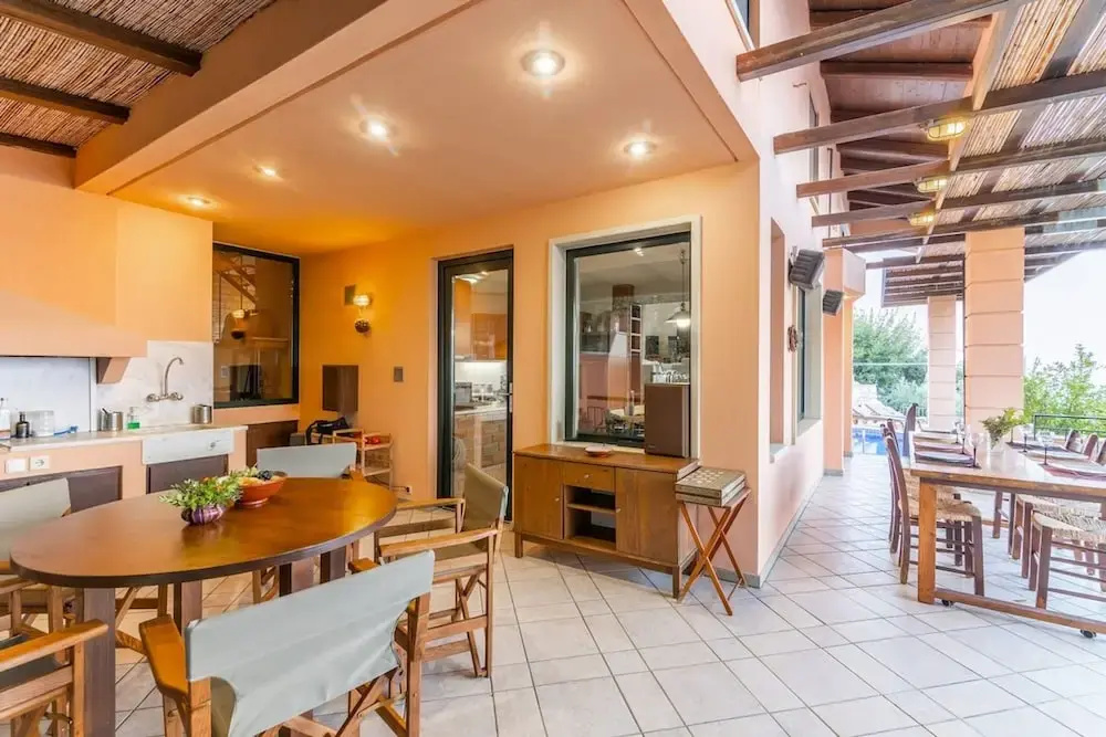 Villa Evakri with Private Swimming Pool BBQ