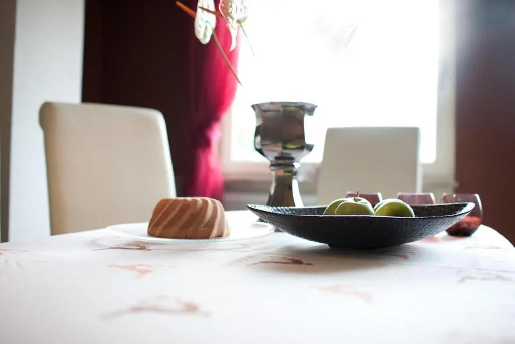 Chalet Austria, famous ski areas around us, 15 min to salzburg city, direct mountain view, up to 10 people