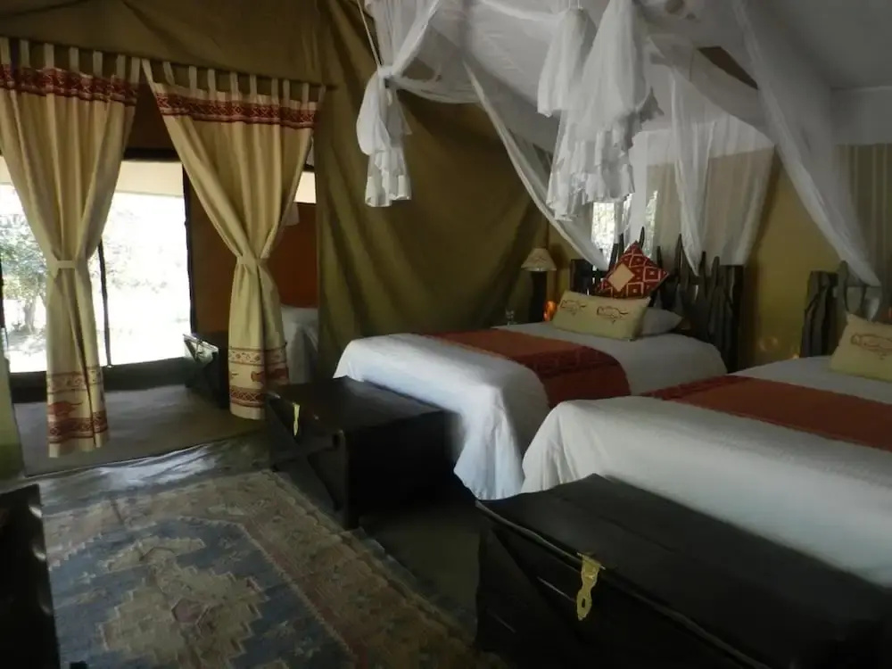 Mara Crossing Camp