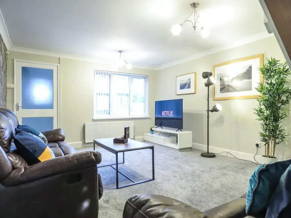 Tudors eSuites Four Bedroom House