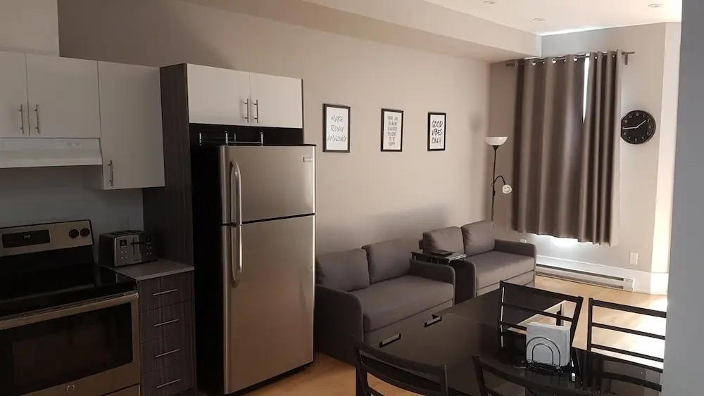 Le St Denis 2 bedrooms - mtlFlats