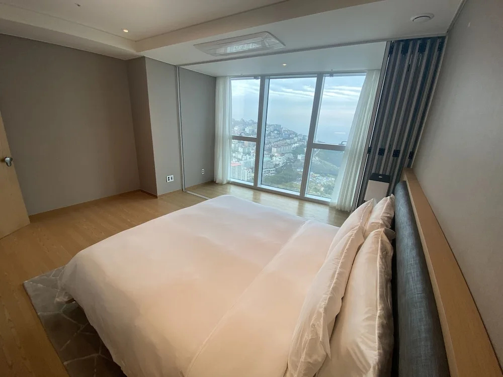 LCT Residence