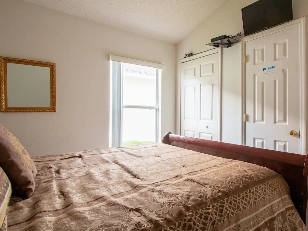 4 Bed 428