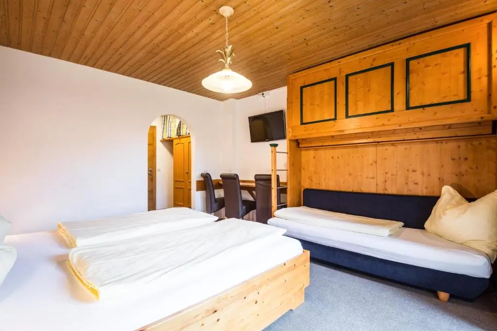 Haus Alpenland