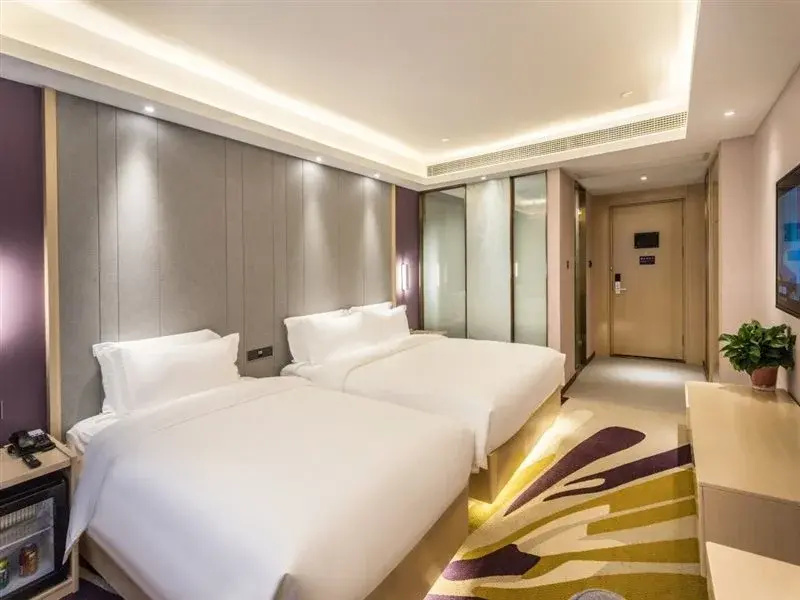 LAVANDE HOTELS Suzhou stone road subway station Shantang Street store