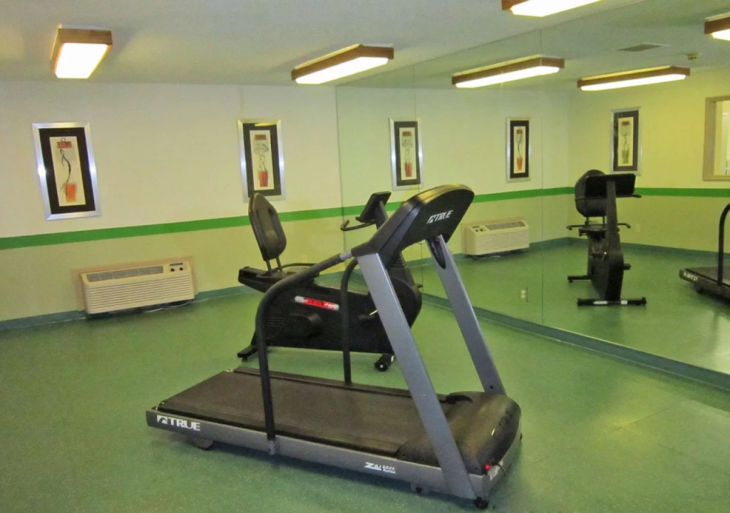 Extended Stay America Suites - West Palm Beach - Northpoint Corporate Park