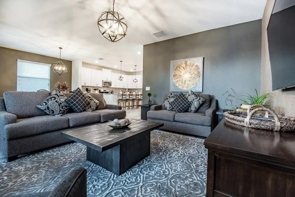 6-Bedroom Villa in Davenport 1622MVD