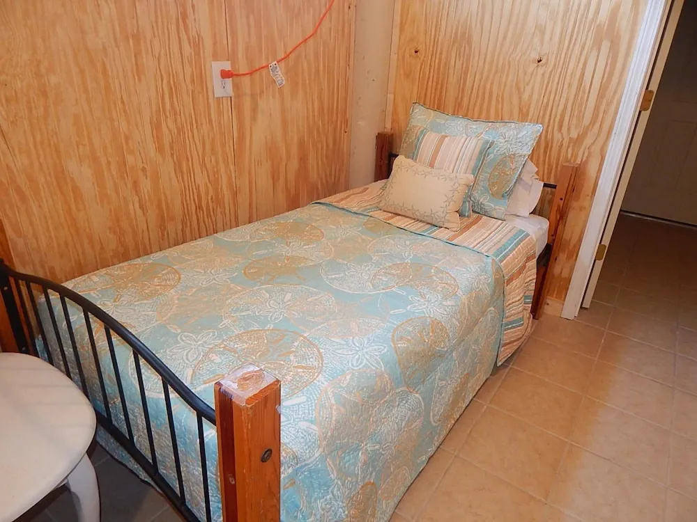 024 Casita Rosa by RedAwning