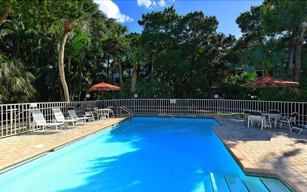 Pelican's Nest 3 Bedrooms 2 Bathrooms Villa