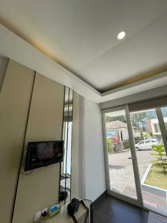 Orlando Hill Villa