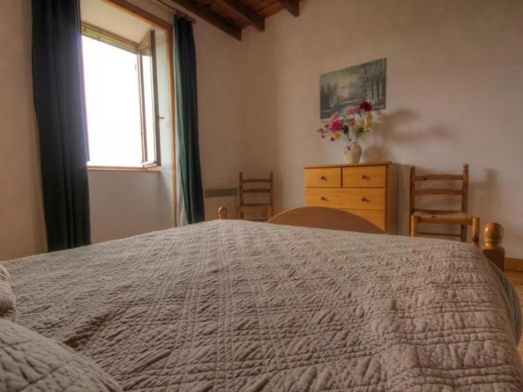 Gîte 80m² avec Terrasse, Wifi et Animaux Acceptés - FR-1-496-113