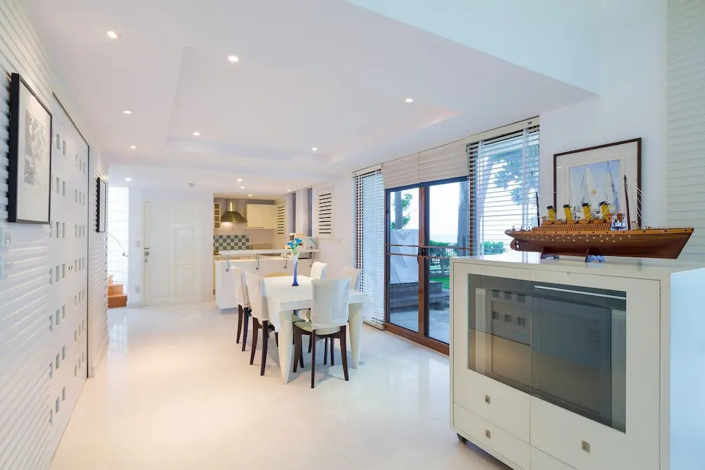 Baan LonSai Beachfront Condominium