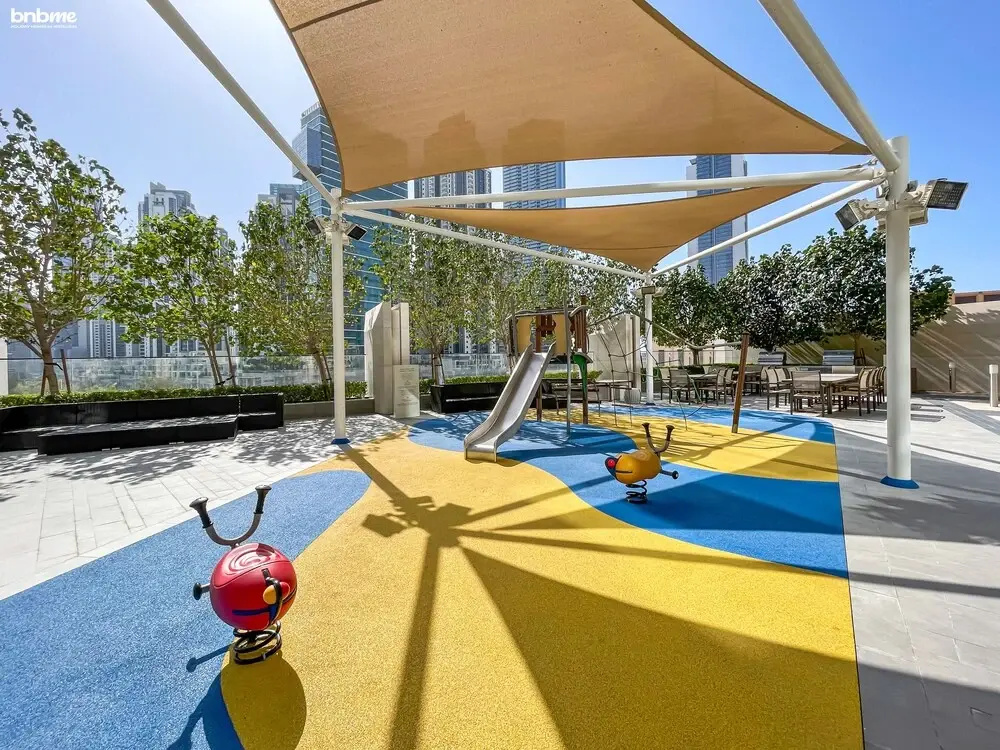 bnbme | Boulevard Heights | 3 + Maids