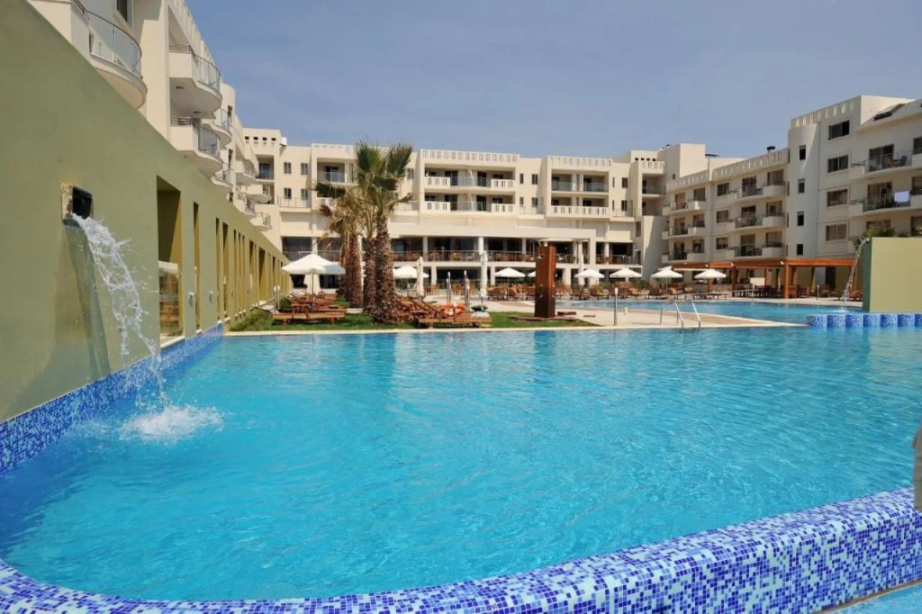 Capital Coast Resort And Spa