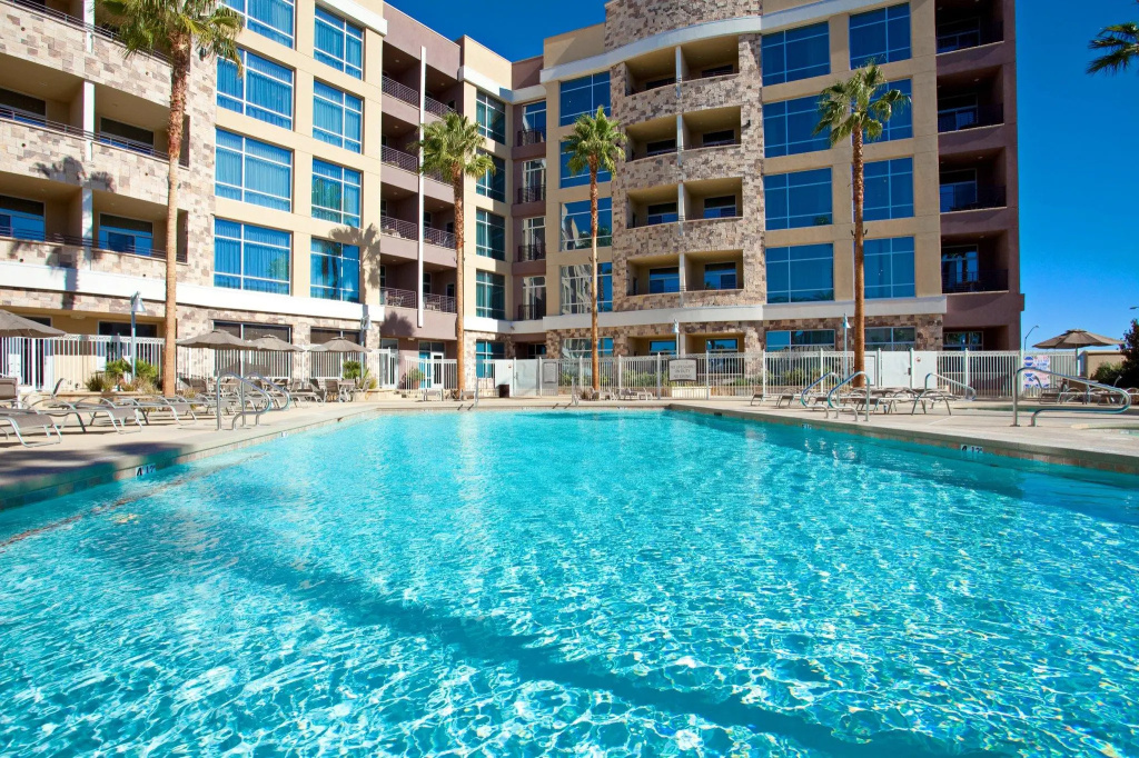 Staybridge Suites: Las Vegas - Stadium District by IHG