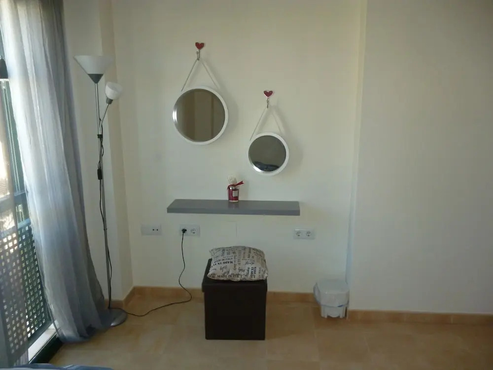 Ona Hacienda del Alamo Apartments