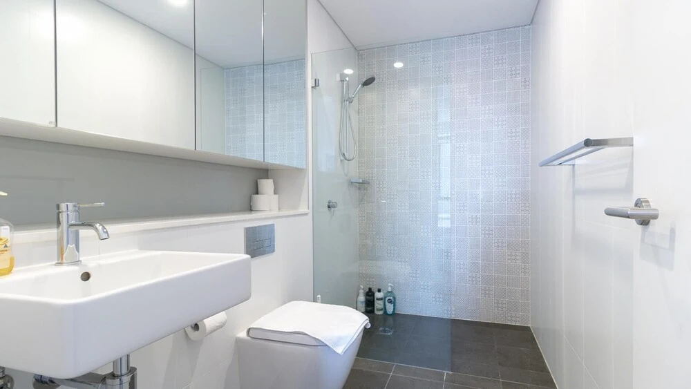 C16 Darling Harbour 2 BDR APT