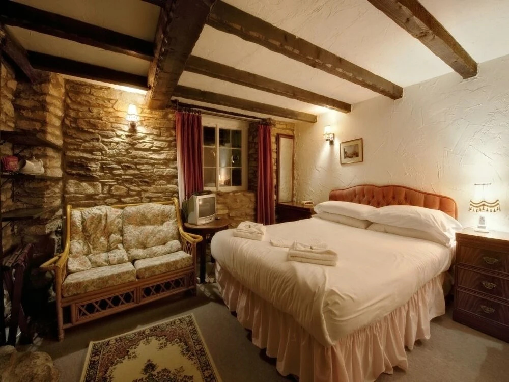 Old Church House Inn