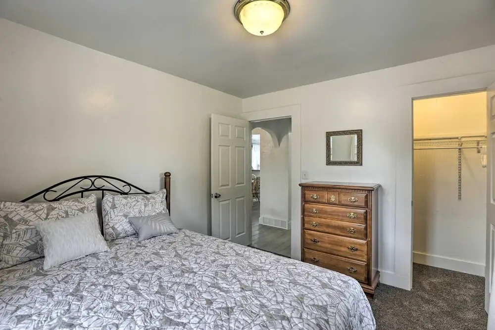 Trendy Denver Getaway ~ 4 Mi to Downtown!