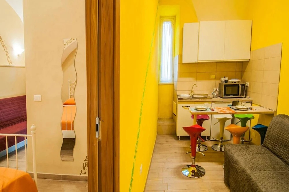 Apartment With one Bedroom in Roma, With Wifi