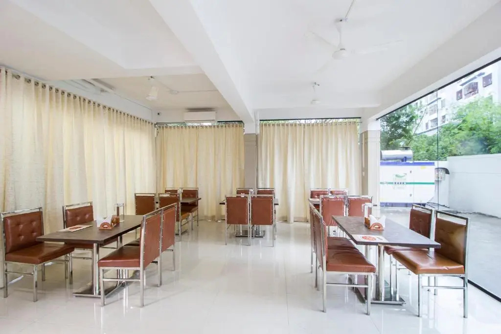 FabHotel Limestone Suites - 750m from Yashoda Hospitals, Somajiguda