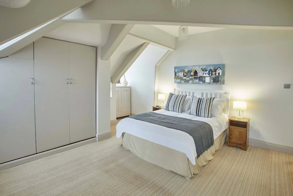The Observatory Apartment